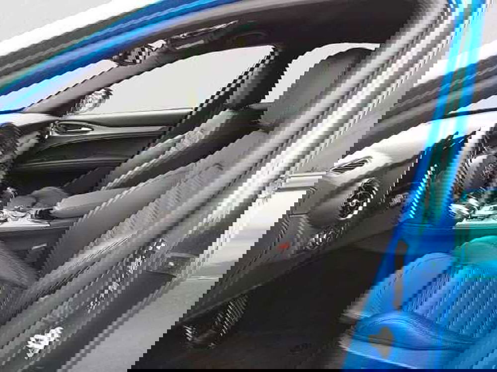 Alfa Romeo Stelvio usata a Venezia (10)