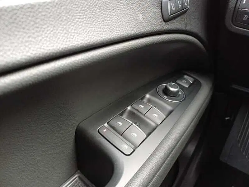 Alfa Romeo Stelvio usata a Venezia (16)