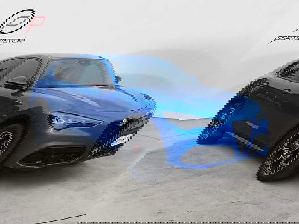 Alfa Romeo Stelvio usata a Venezia (7)