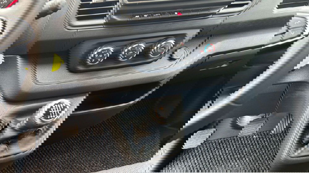 Renault Trafic Furgone nuova a Padova (10)