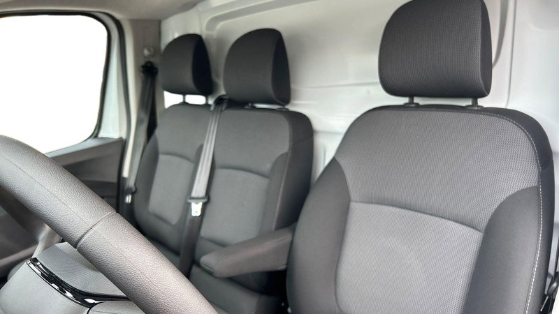 Renault Trafic Furgone nuova a Padova (17)
