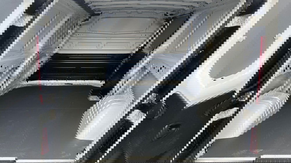 Renault Trafic Furgone nuova a Padova (19)