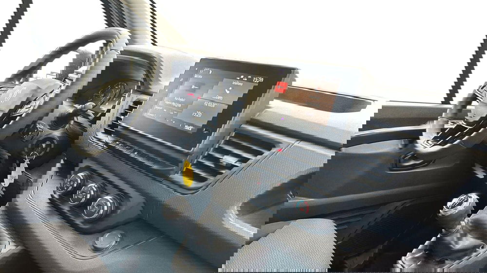 Renault Trafic Furgone nuova a Padova (7)