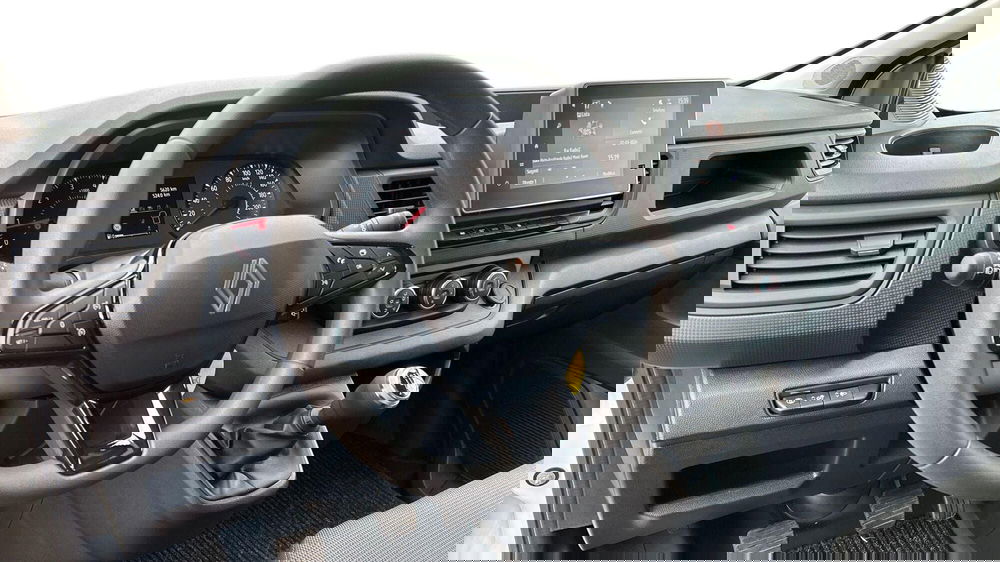 Renault Trafic Furgone nuova a Padova (9)