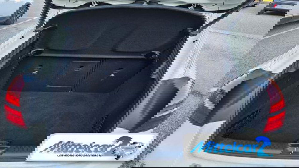 Mercedes-Benz GLA SUV usata a Udine (15)