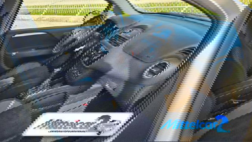 Fiat Punto usata a Udine (10)