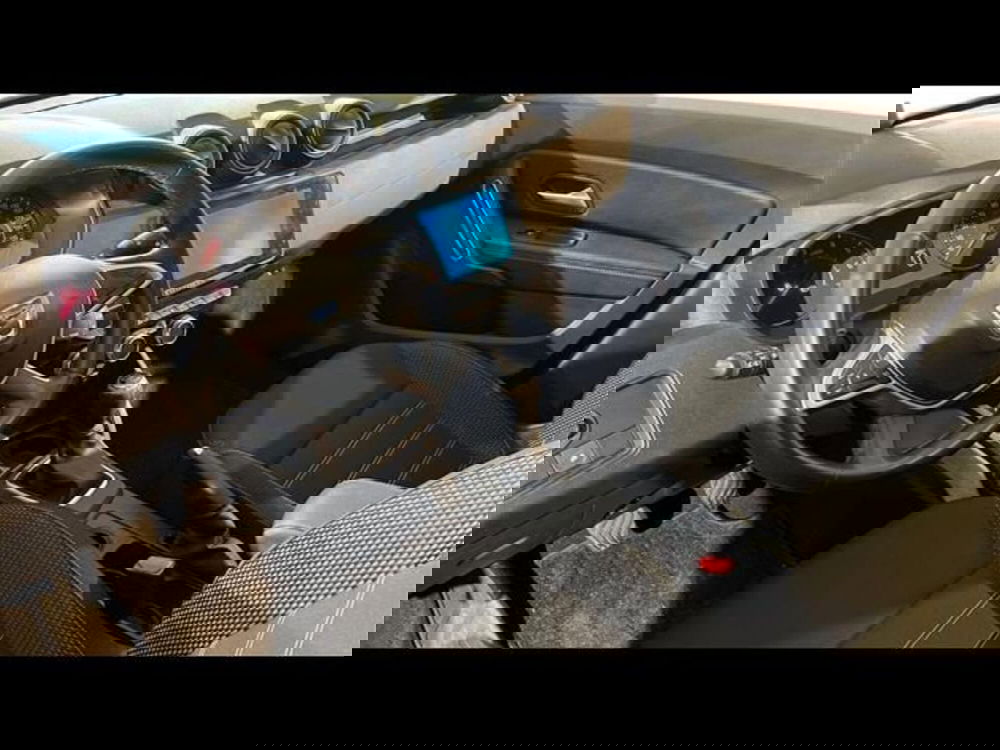 Dacia Duster usata a Firenze (10)