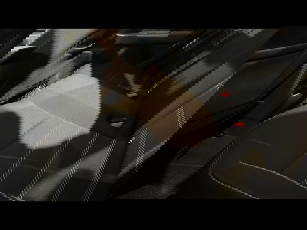 Dacia Duster usata a Firenze (13)