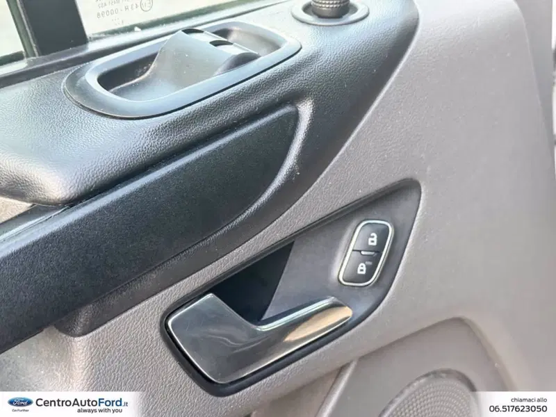 Ford Transit Custom Furgone usata a Roma (18)