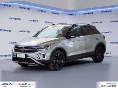 Volkswagen T-Roc 1.0 TSI Style del 2023 usata a Albano Laziale