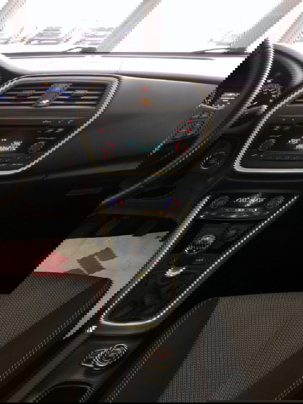 Suzuki S-Cross usata a Torino (11)