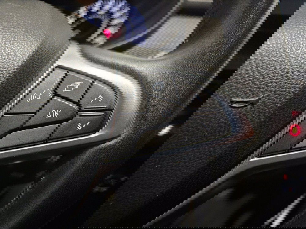 Dacia Sandero usata a Palermo (13)