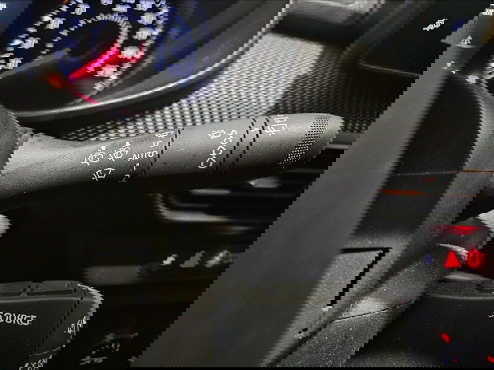 Dacia Sandero usata a Palermo (15)