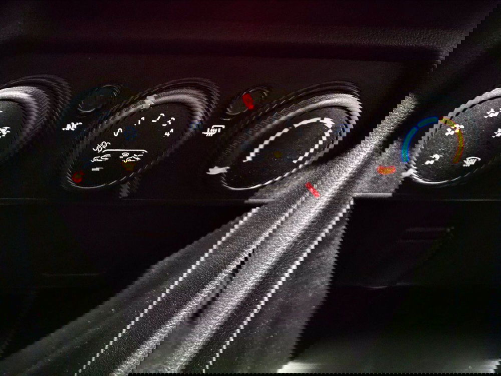 Dacia Sandero usata a Palermo (19)