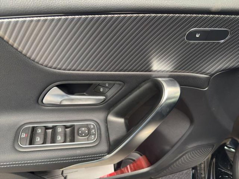 Mercedes-Benz Classe A Sedan usata a Milano (12)