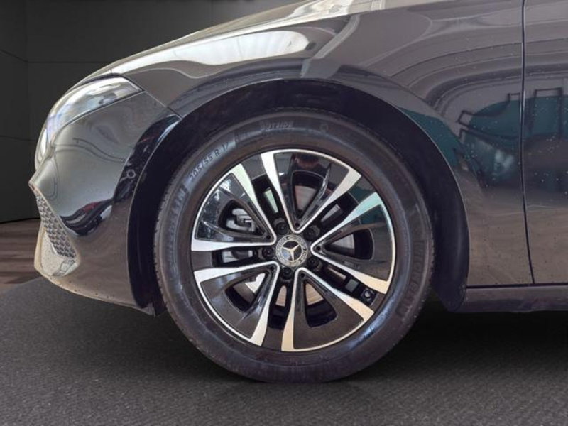 Mercedes-Benz Classe A Sedan usata a Milano (7)