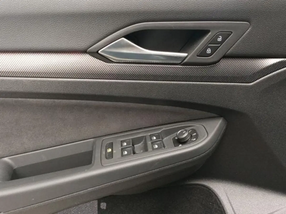 Volkswagen Golf usata a Milano (16)