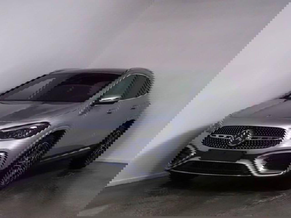 Mercedes-Benz GLA SUV usata a Milano