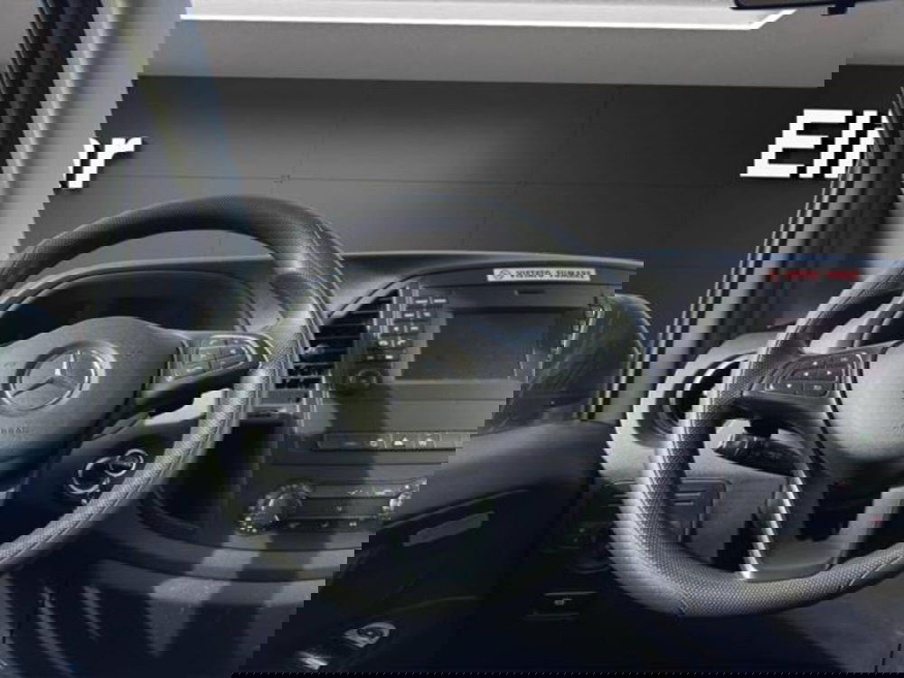 Mercedes-Benz Vito usata a Milano (9)