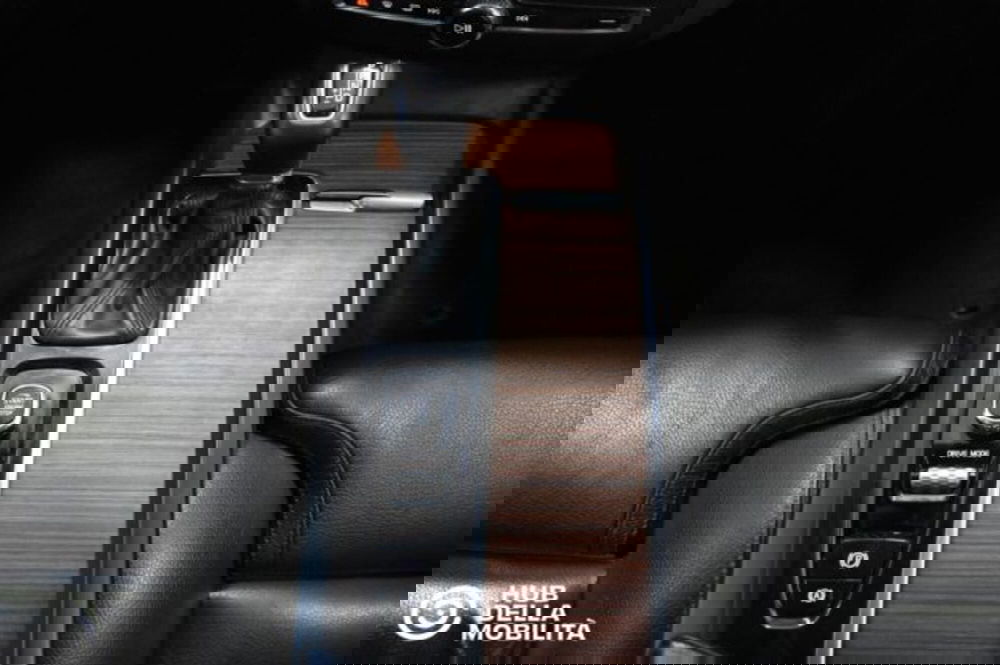 Volvo V60 Cross Country usata a Perugia (12)