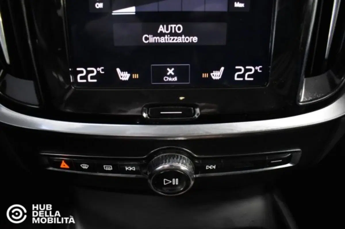 Volvo V60 Cross Country usata a Perugia (13)