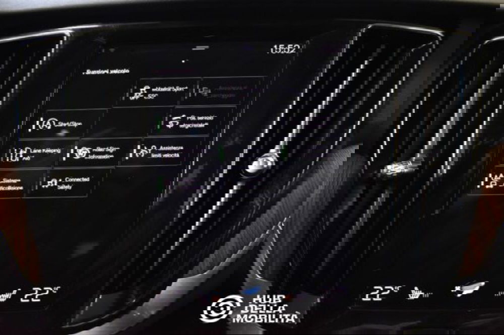 Volvo V60 Cross Country usata a Perugia (16)