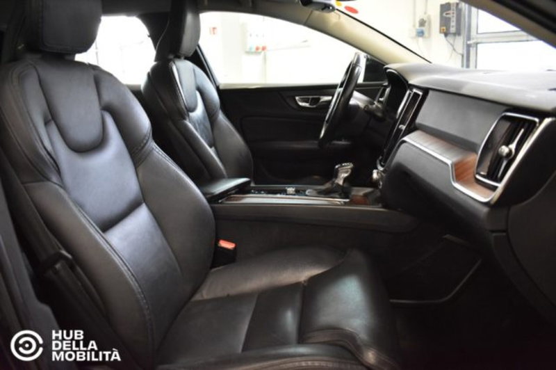 Volvo V60 Cross Country usata a Perugia (19)