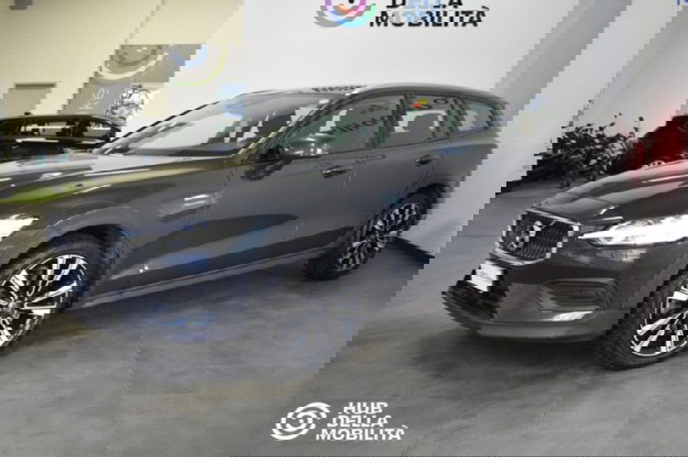 Volvo V60 Cross Country usata a Perugia (3)