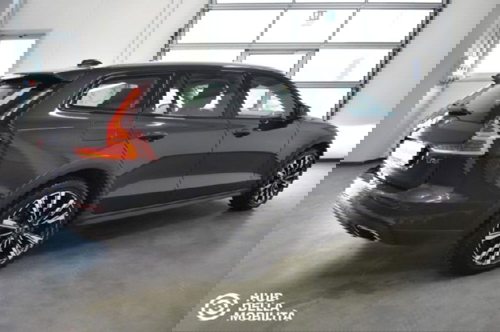 Volvo V60 Cross Country usata a Perugia (4)