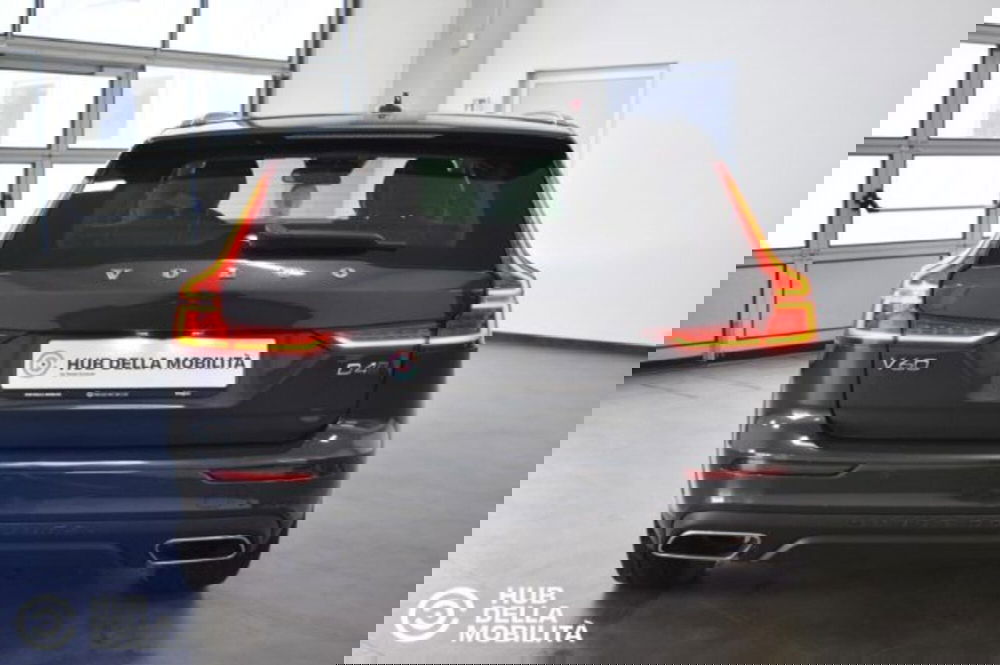 Volvo V60 Cross Country usata a Perugia (5)