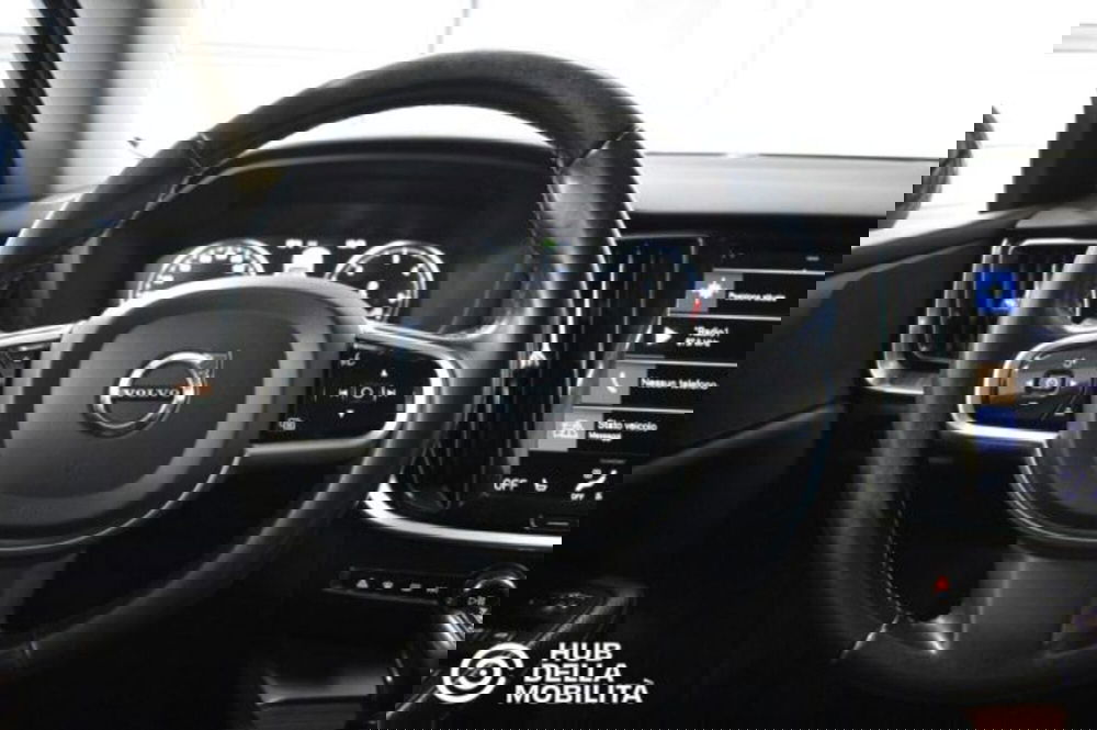 Volvo V60 Cross Country usata a Perugia (9)