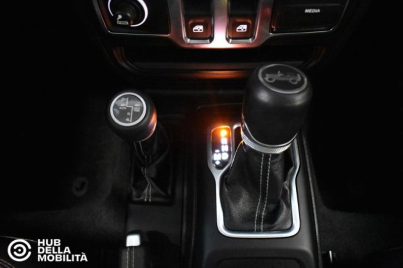 Jeep Wrangler usata a Perugia (12)