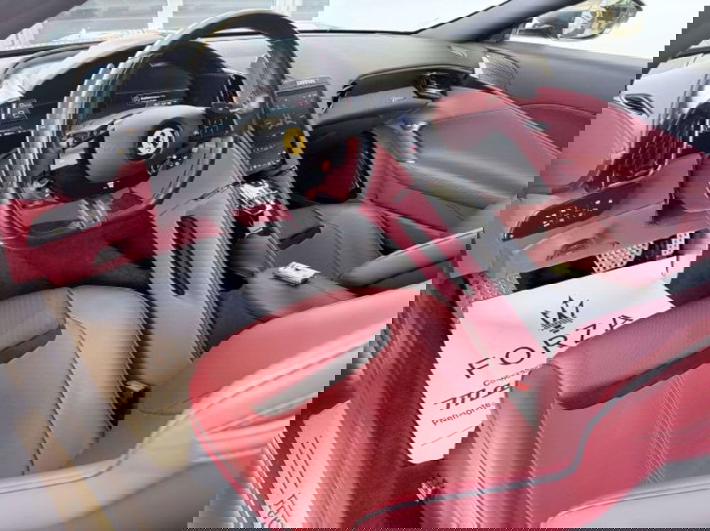 Ferrari Roma Spider usata a Torino (7)