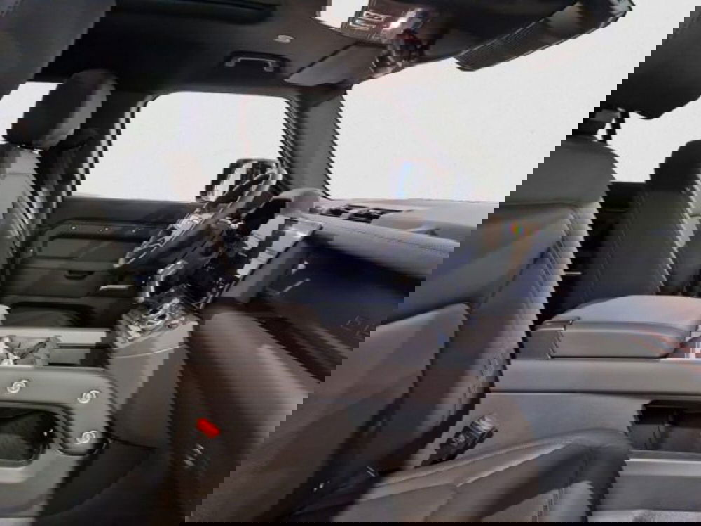 Land Rover Defender usata a Livorno (5)