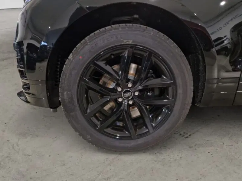 Land Rover Range Rover Velar usata a Livorno (12)