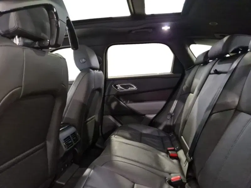 Land Rover Range Rover Velar usata a Livorno (8)