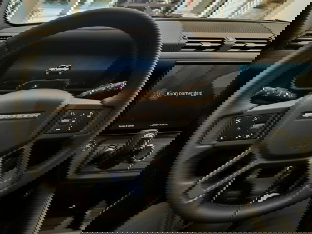 Land Rover Defender usata a Livorno (12)