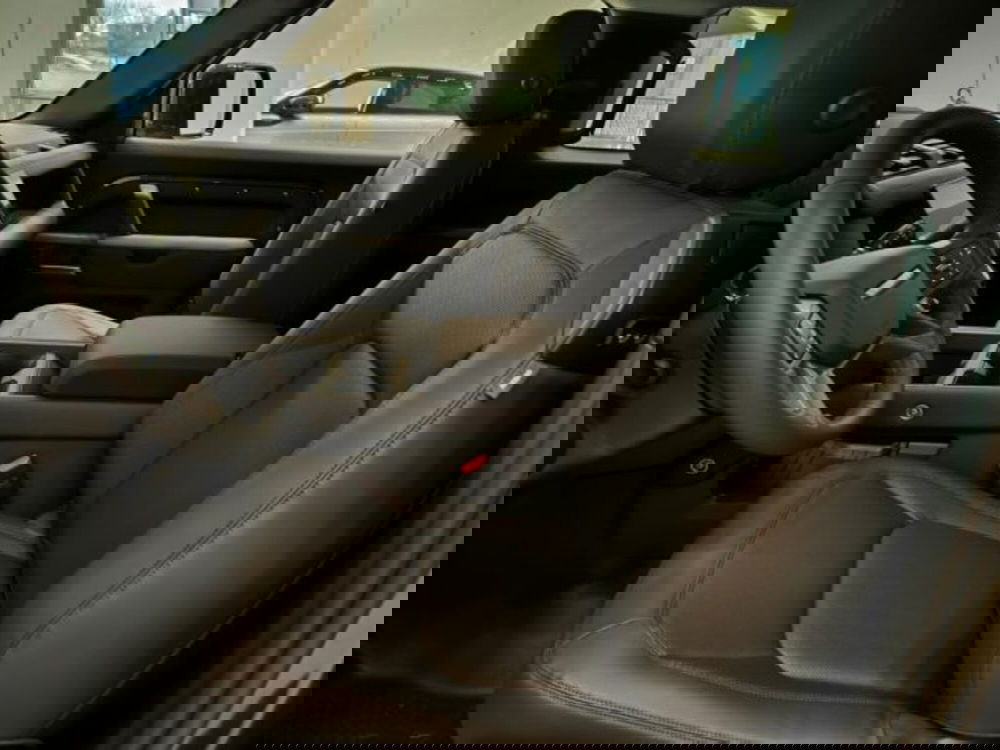 Land Rover Defender usata a Livorno (5)