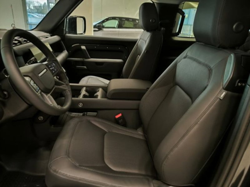 Land Rover Defender usata a Livorno (4)