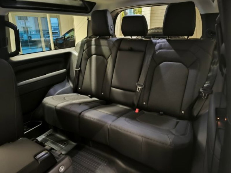 Land Rover Defender usata a Livorno (6)