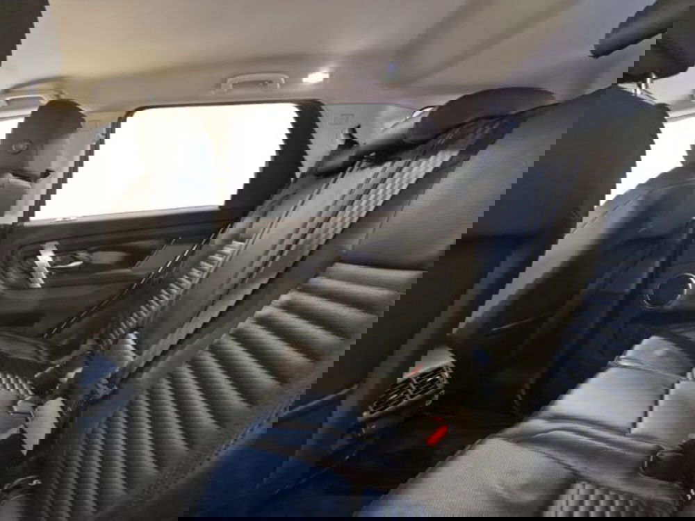 Land Rover Discovery Sport usata a Livorno (7)