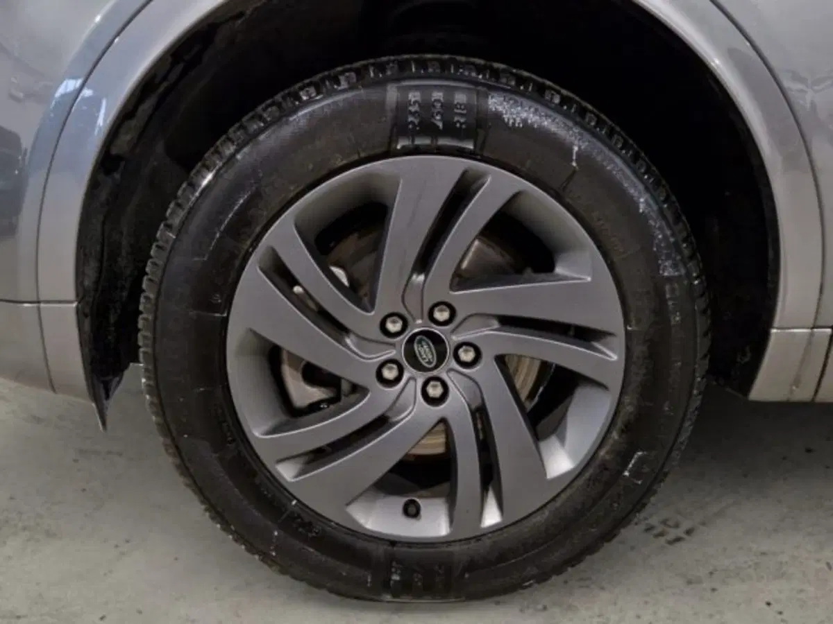 Land Rover Discovery Sport usata a Livorno (11)