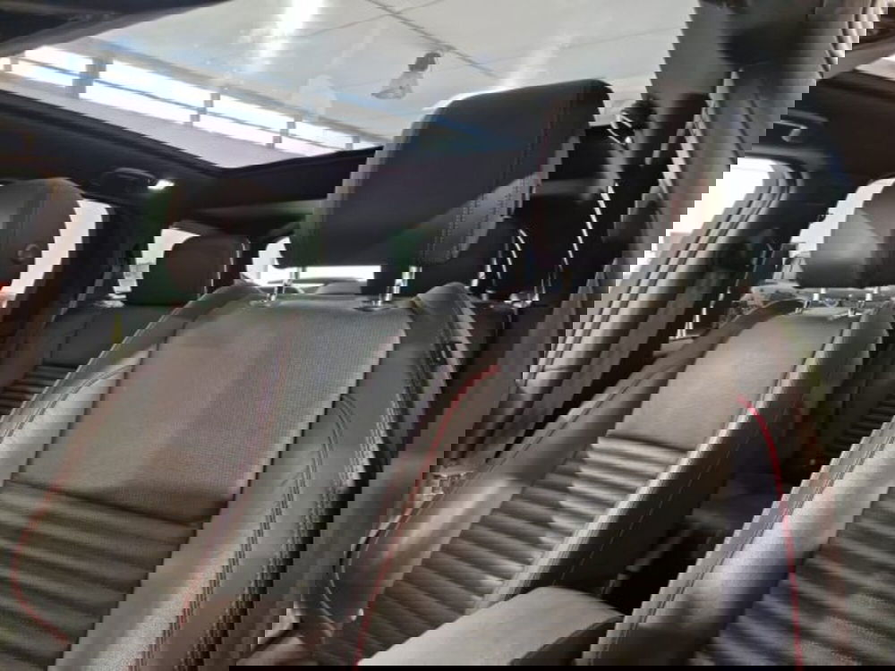 Land Rover Discovery Sport usata a Livorno (6)