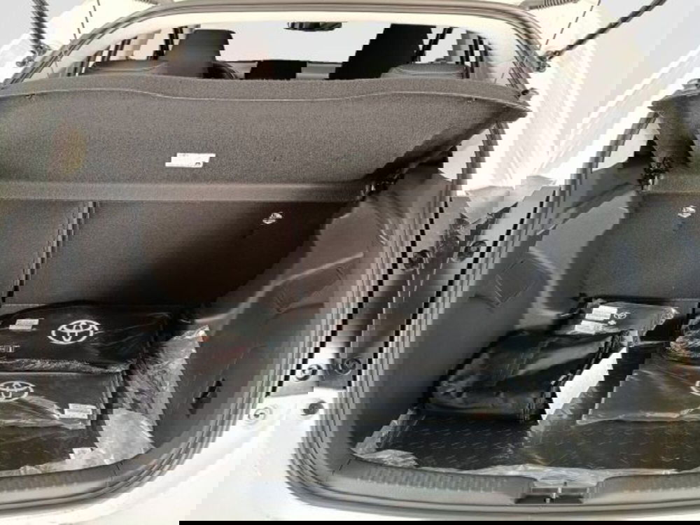 Toyota Yaris nuova a Teramo (17)