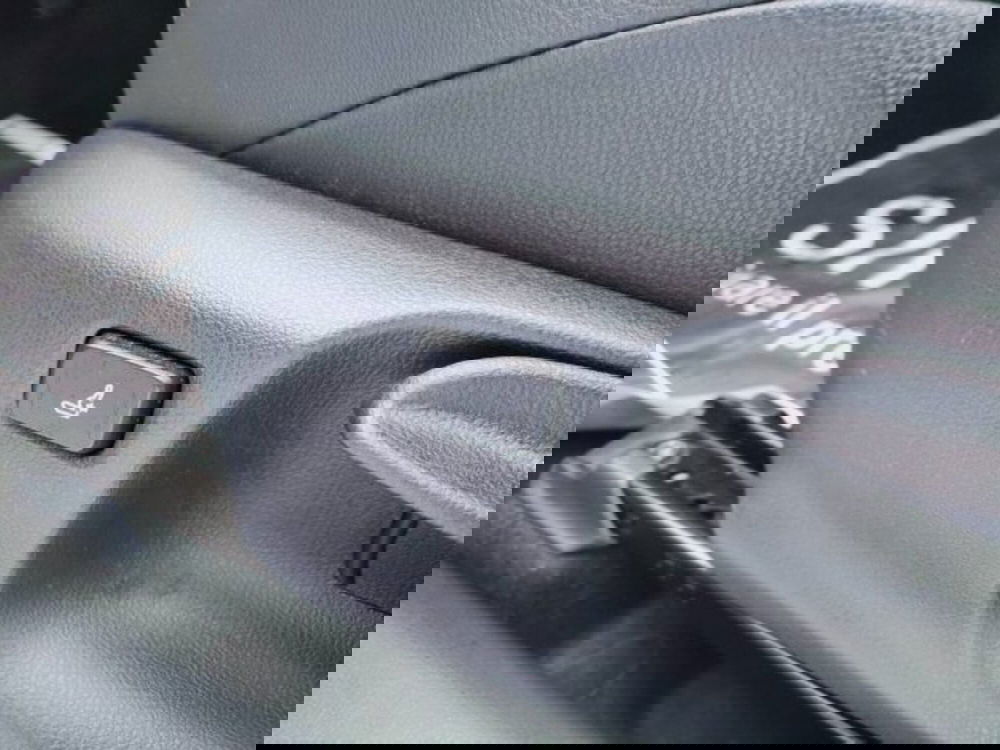 Toyota Yaris Cross usata a Teramo (20)