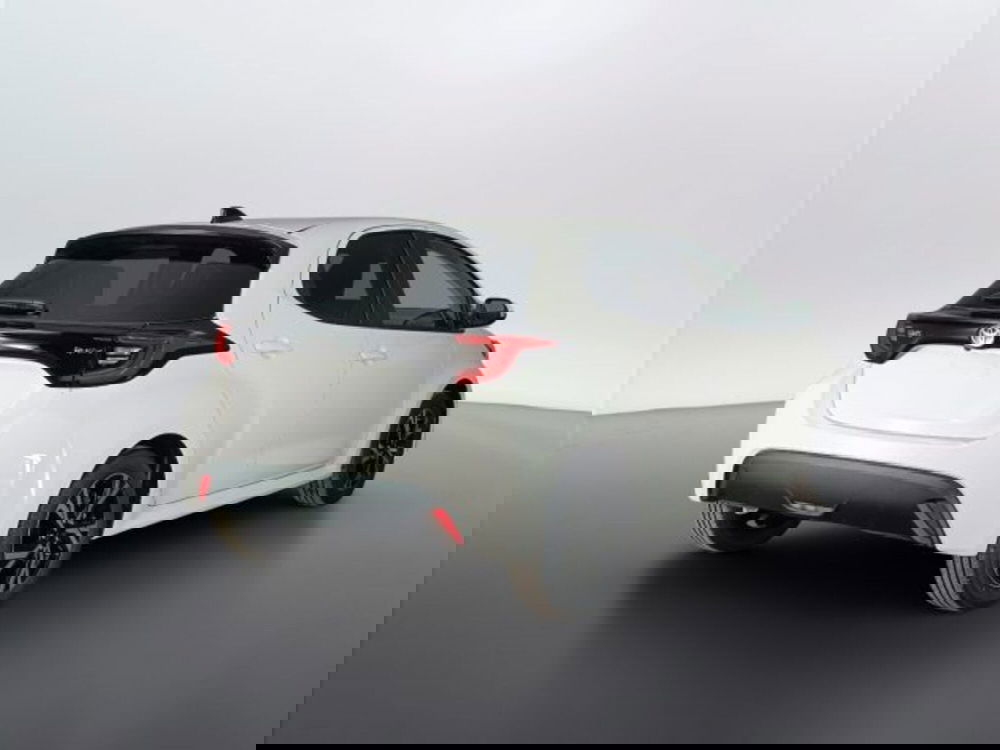 Toyota Yaris nuova a Teramo (4)