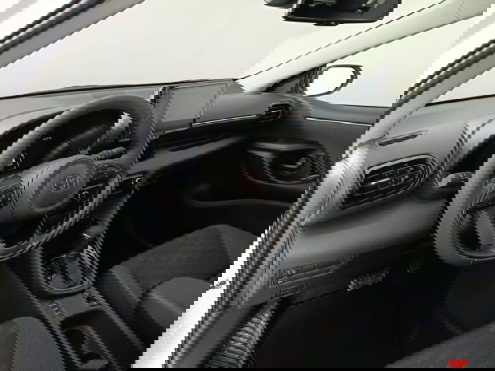 Toyota Yaris nuova a Teramo (7)