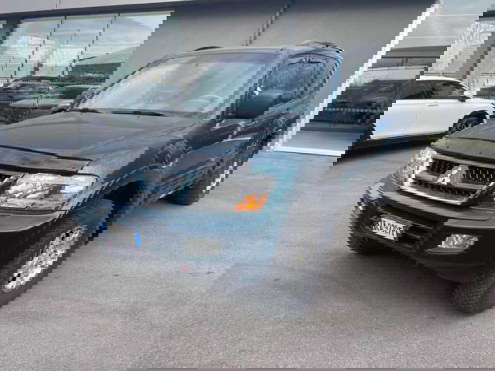 Mitsubishi Pajero usata a Lucca (2)