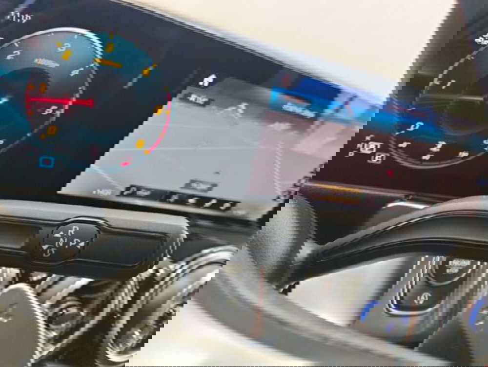 Mercedes-Benz GLB usata a Como (12)