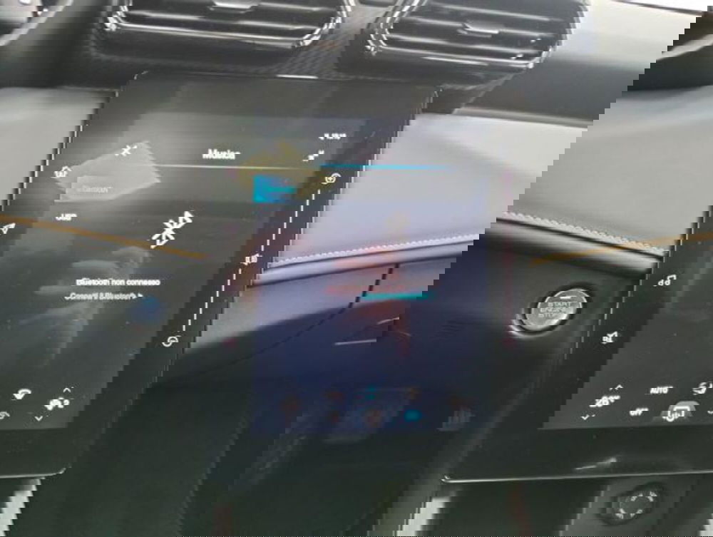 Dongfeng Shine  nuova a Como (14)